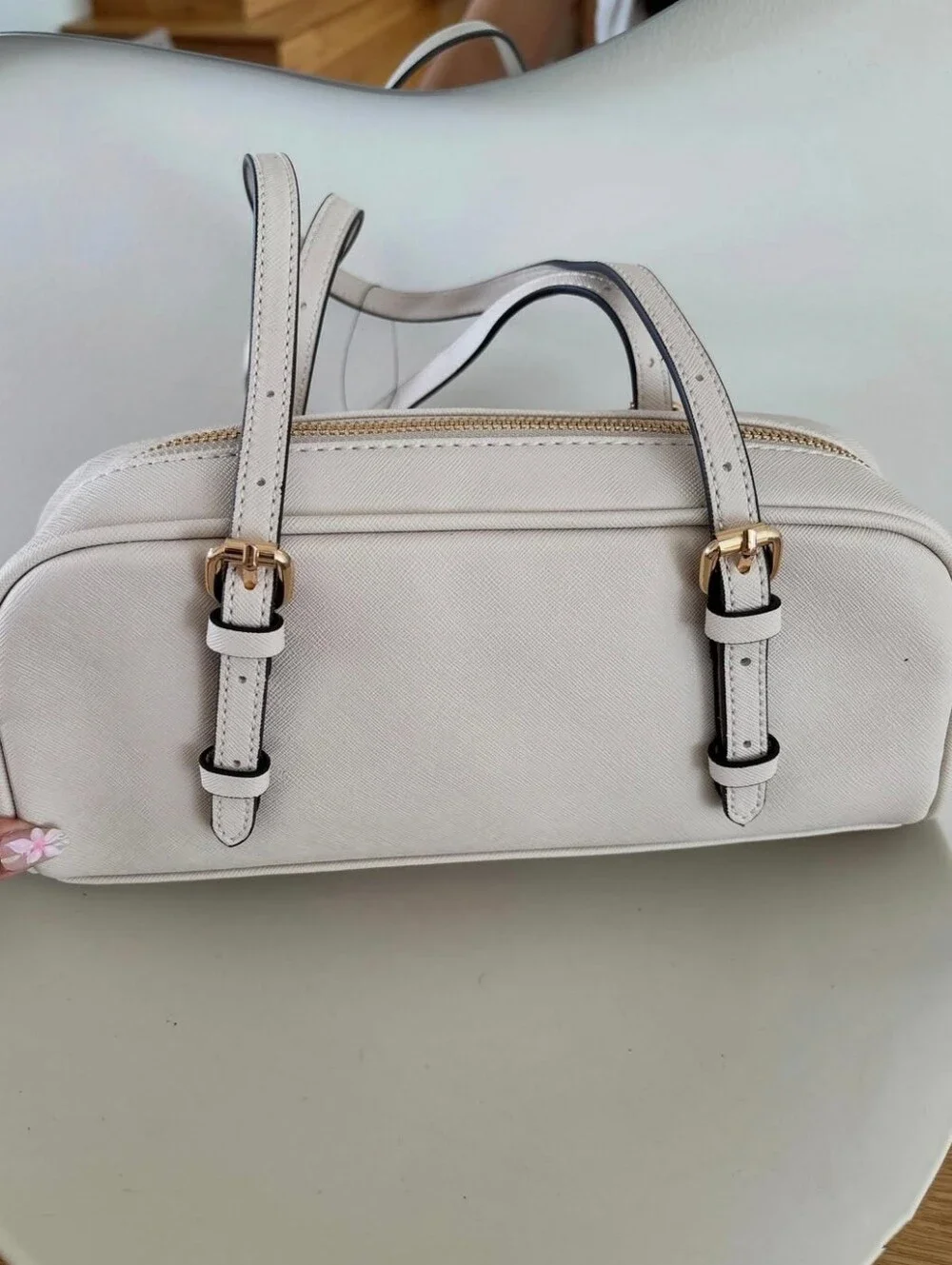 NEW Guess Shoulder Handbag